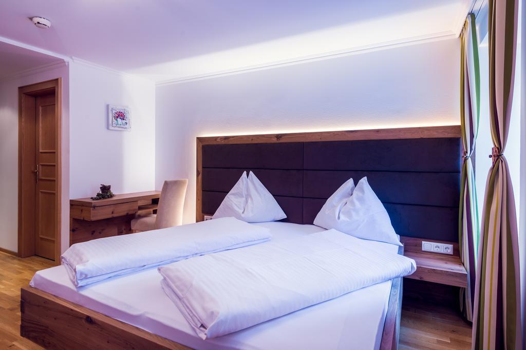 Hotel Restaurant Stoecklwirt Sankt Johann im Pongau Eksteriør bilde